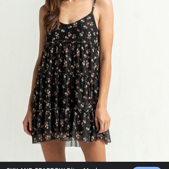 Sky & Sparrow black floral print mini dress Size Medium - Picture 8 of 9